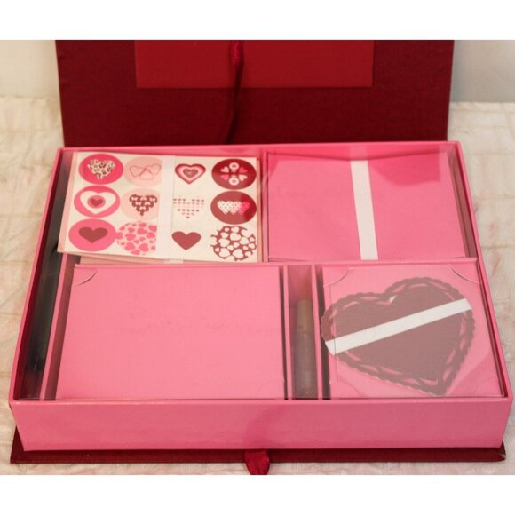 Gap Valentine's 12 Card Making Kit Envelopes Stickers Glitter Pens Glue Storage - Picture 2 of 15